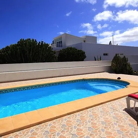 Casa Luisa Pool Teguise (Lanzarote)